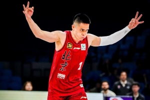 阿基真的稳！陈盈骏全场得到8分4板8助1断 正负值+8