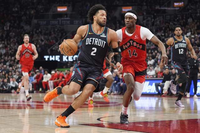 大冷门！东部第一轰然倒下：全场狂欢庆祝，三人组空砍74分